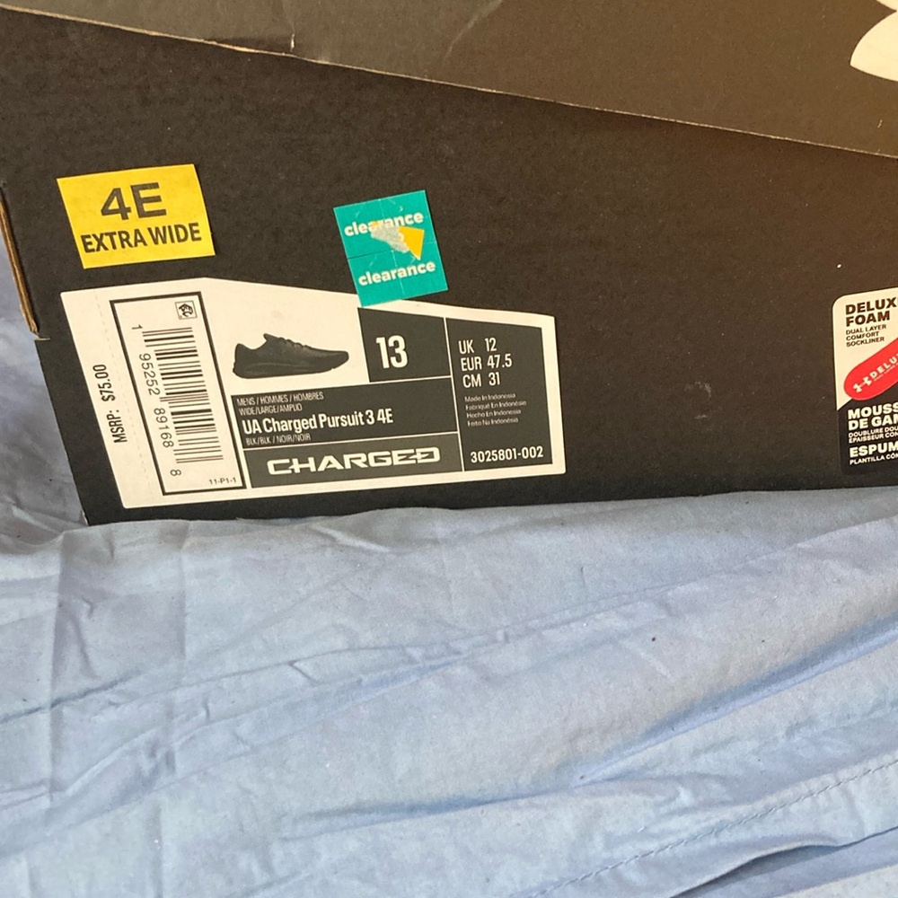 Used  Under Armour Black Athletic Shoes for Performance with wide feet
